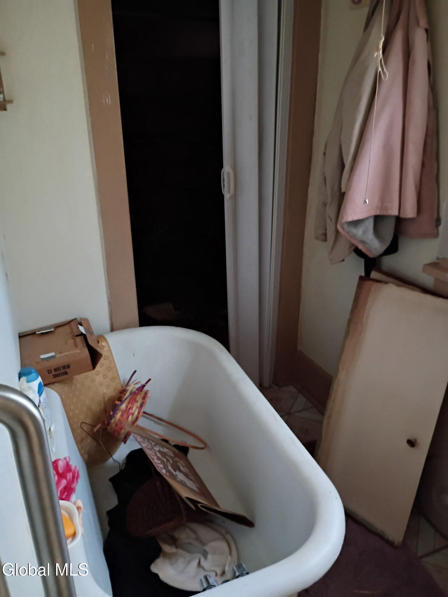 408 Williams Street Troy, NY 12180 - Photo 22 of 52 3697567144571904771