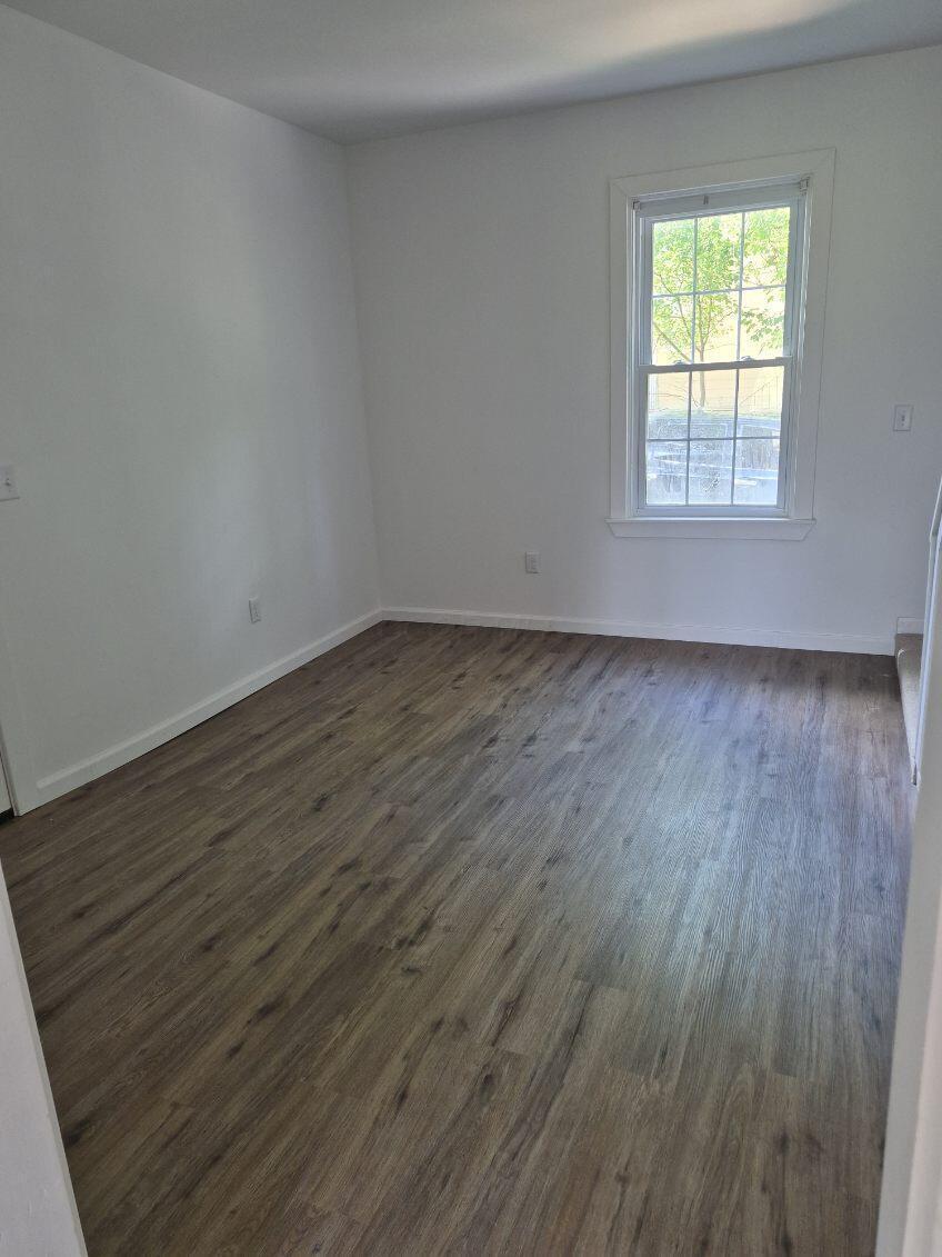 4286 Ebenezer Road Cincinnati, OH 45248 - Photo 11 of 16 image000008