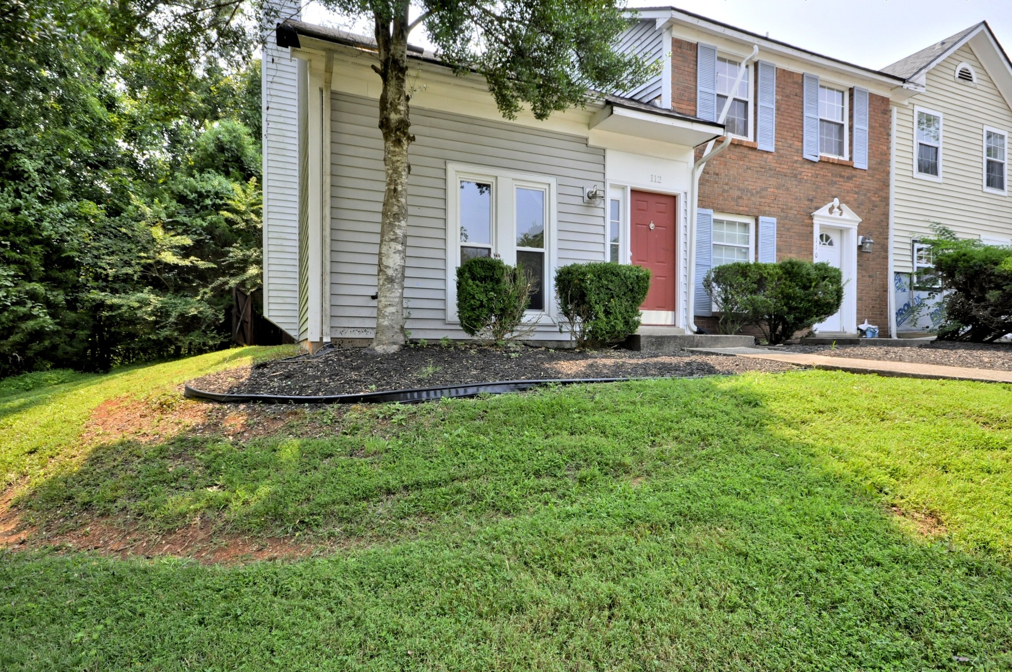 112 Azalea Court Clarksville, TN 37042 - Photo 2 of 23