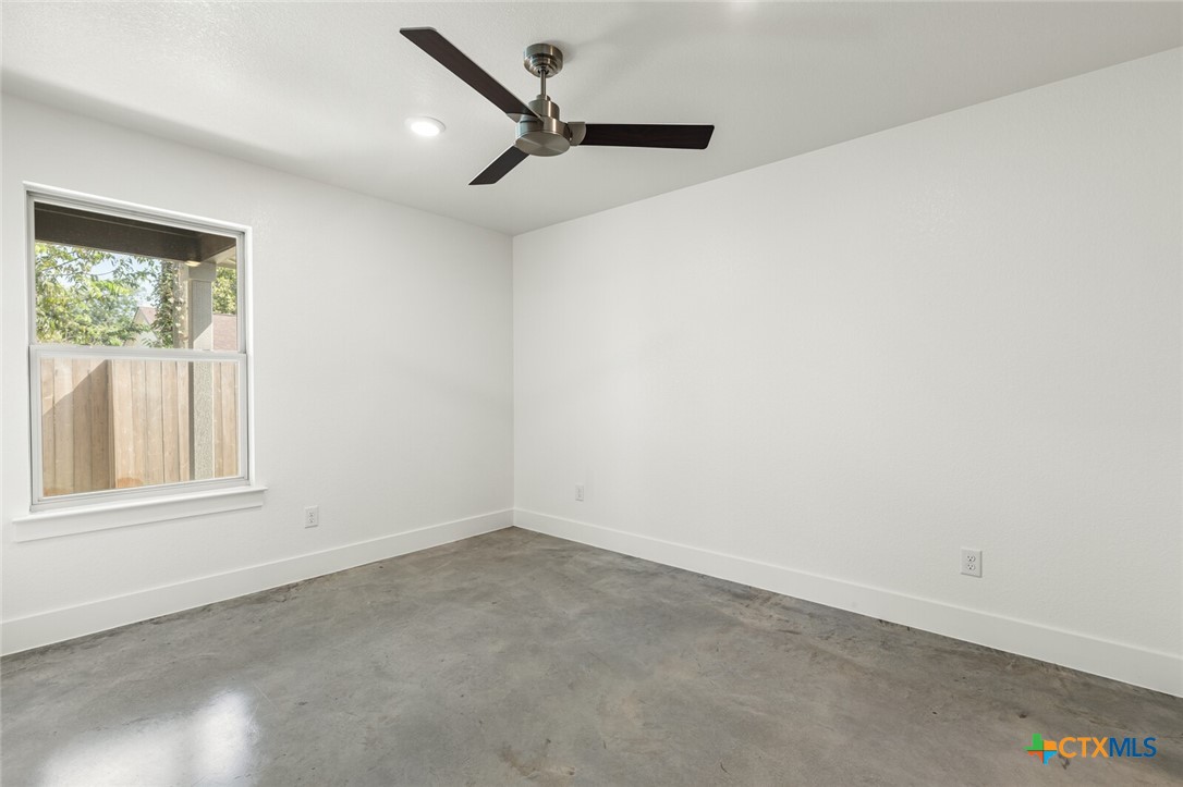 522 Campus Street Troy, TX 76579 - Photo 12 of 18