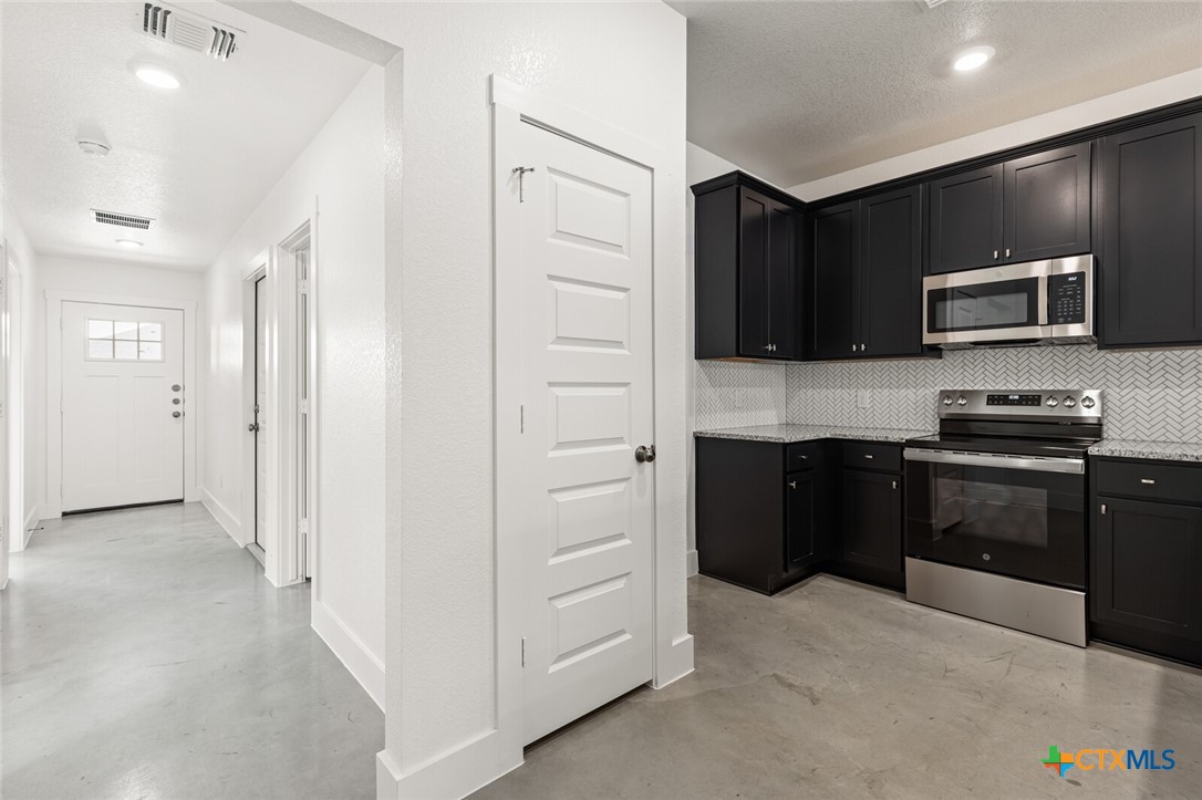 522 Campus Street Troy, TX 76579 - Photo 5 of 18