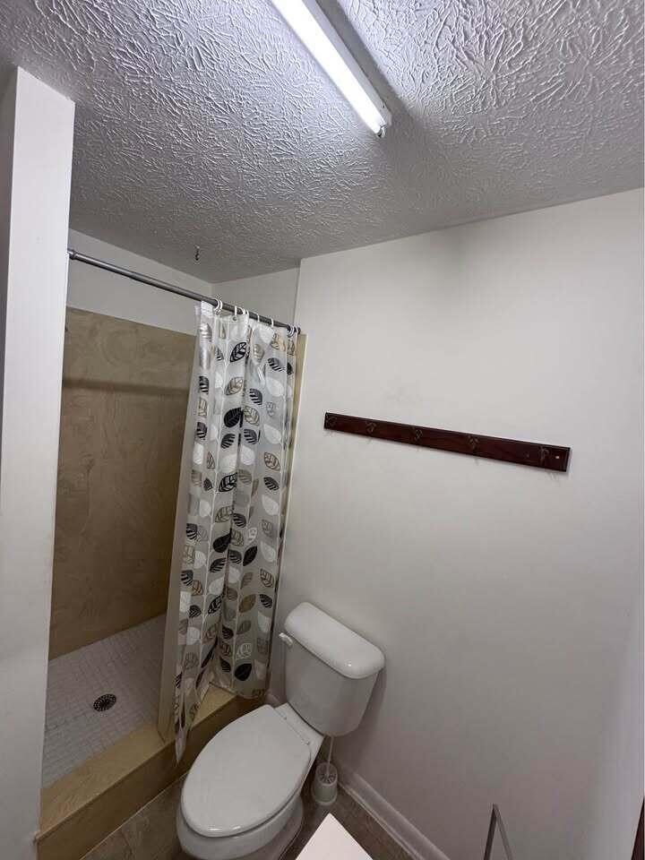 5306 Pinetree Drive Fort Pierce, FL 34982 - Photo 8 of 11 631498237_914624950909380_22265070083409