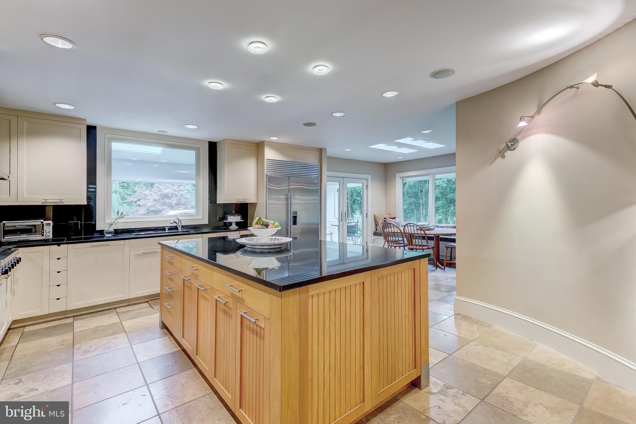 10600 Candlewick Road Stevenson, MD 21153 - Photo 16 of 47 Kitchen