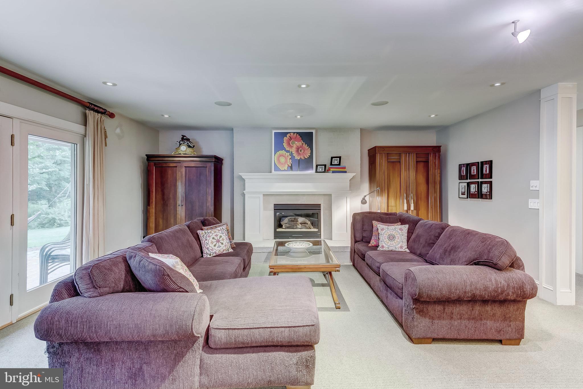 10600 Candlewick Road Stevenson, MD 21153 - Photo 21 of 47 Family Room