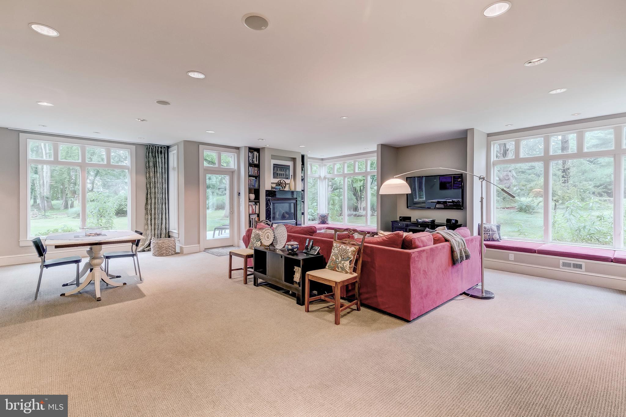 10600 Candlewick Road Stevenson, MD 21153 - Photo 9 of 47 Great Room