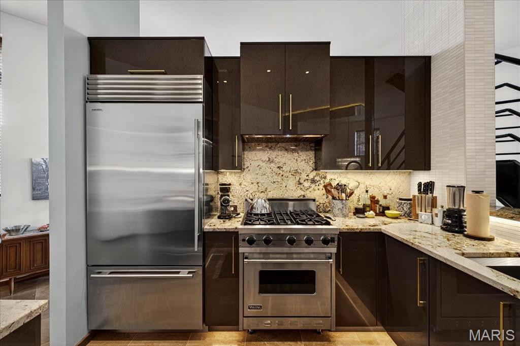 6 Benton Place St. Louis, MO 63104 - Photo 20 of 47