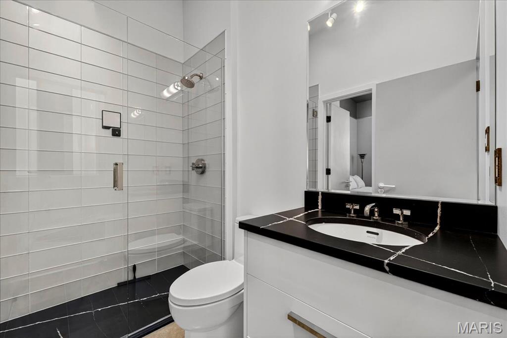 6 Benton Place St. Louis, MO 63104 - Photo 33 of 47