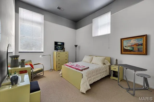 $950,000 | 6 Benton Place, St. Louis, MO 63104