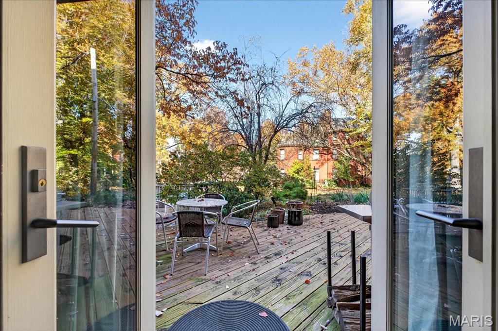 6 Benton Place St. Louis, MO 63104 - Photo 37 of 47