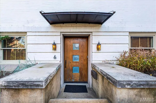 $950,000 | 6 Benton Place, St. Louis, MO 63104