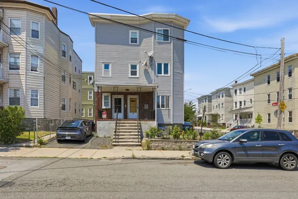 $2,650 | 88 Vernal Street, Unit A, Everett, MA 02149