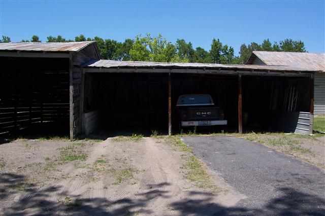 81st Road O'Brien, FL 32604 - Photo 4 of 5 Gallery Image 4