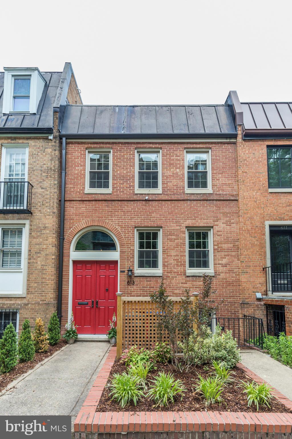 613 I Street Southwest Washington, DC 20024 - Photo 1 of 17 Exterior (Front)