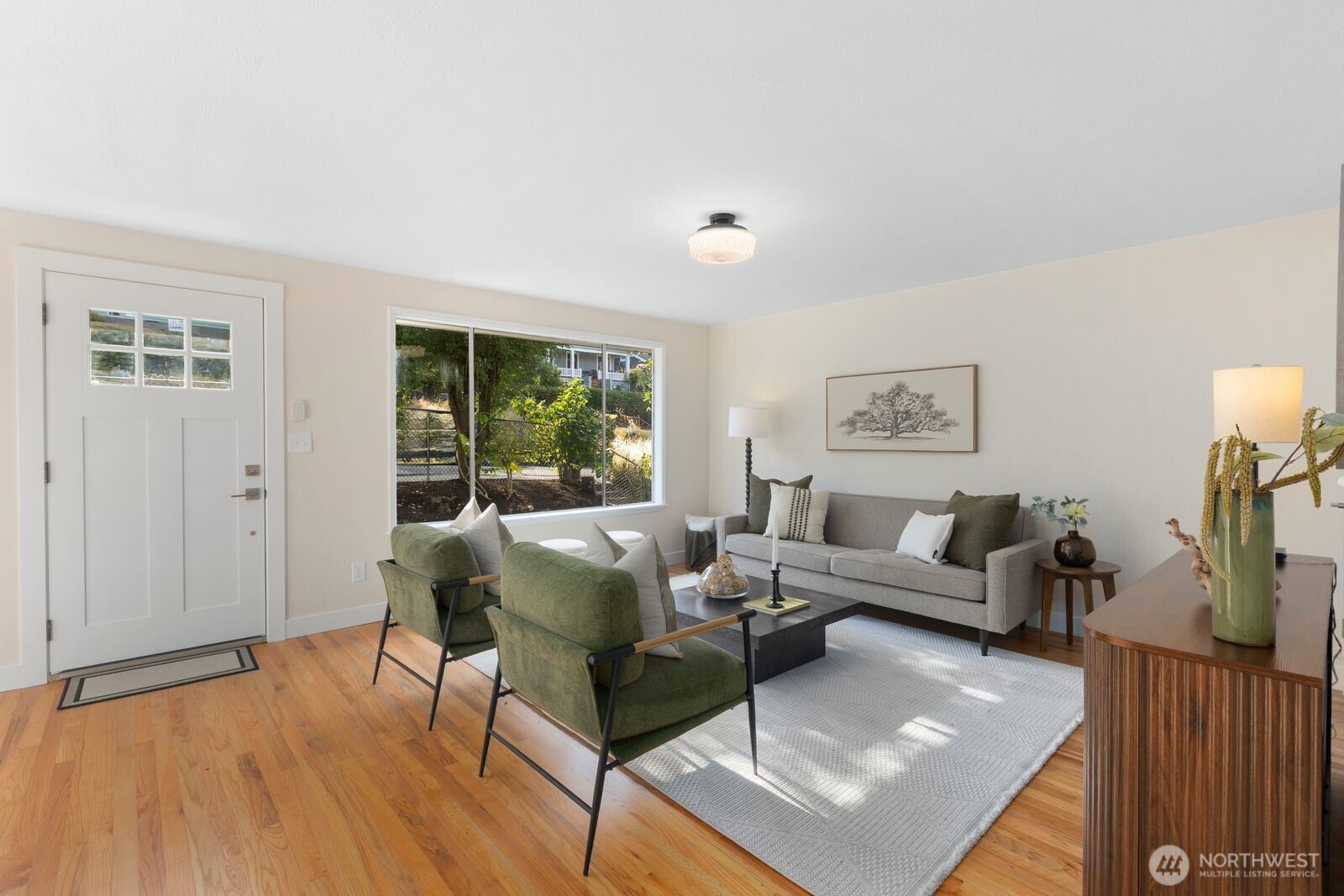 3318 20th Avenue South Seattle, WA 98144 - Photo 4 of 35