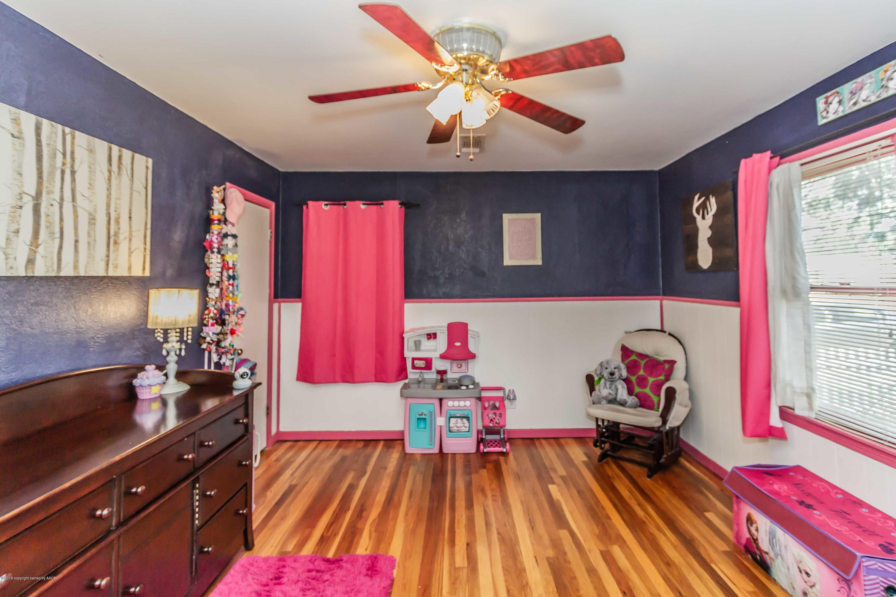 4301 Parker Street Amarillo, TX 79110 - Photo 20 of 42 BEDROOM 2 VIEW 3