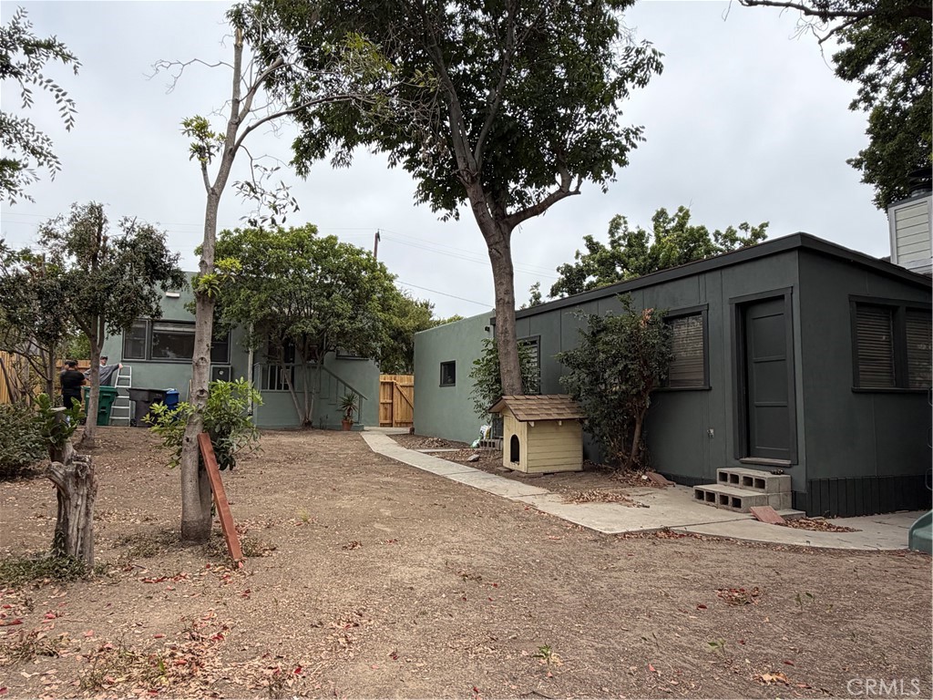 4042 East Ransom Street Long Beach, CA 90804 - Photo 9 of 11 Garage light green & storage area dark green