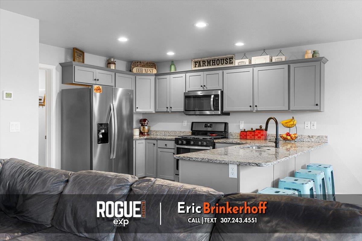 6724 Rogue River Road Casper, WY 82604 - Photo 14 of 50