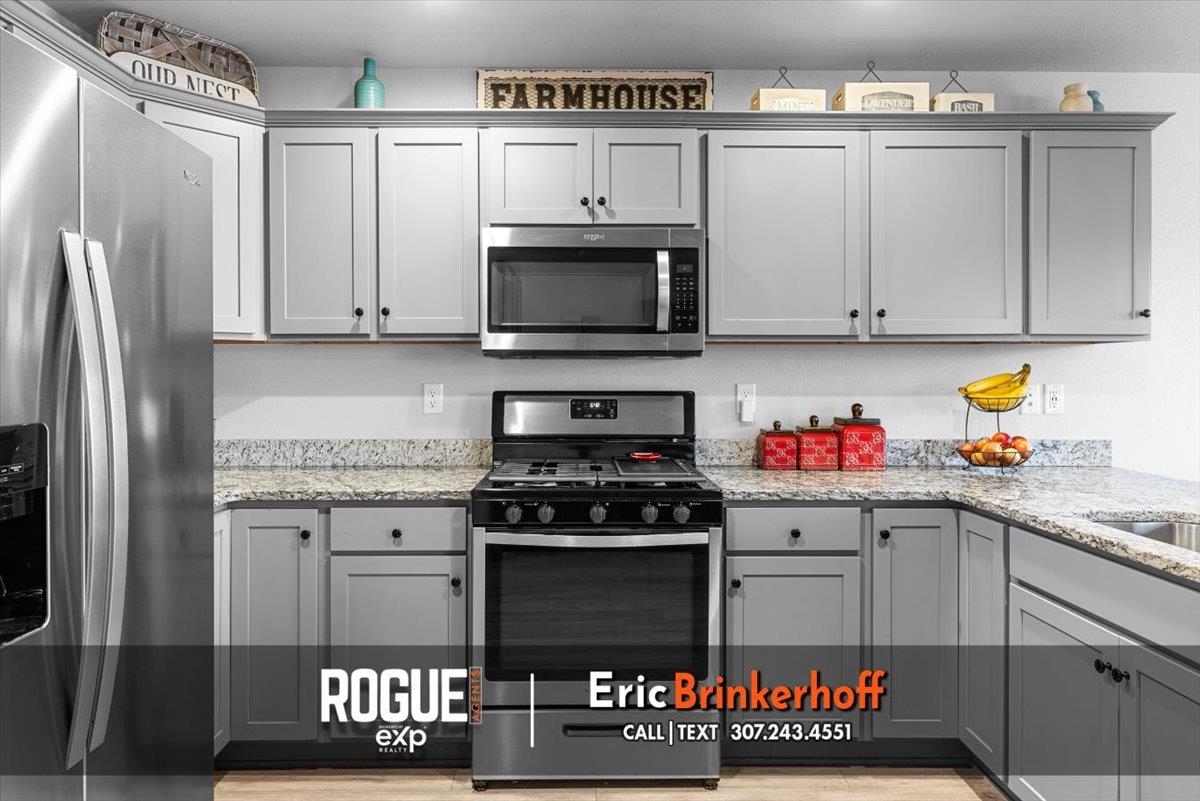 6724 Rogue River Road Casper, WY 82604 - Photo 22 of 50