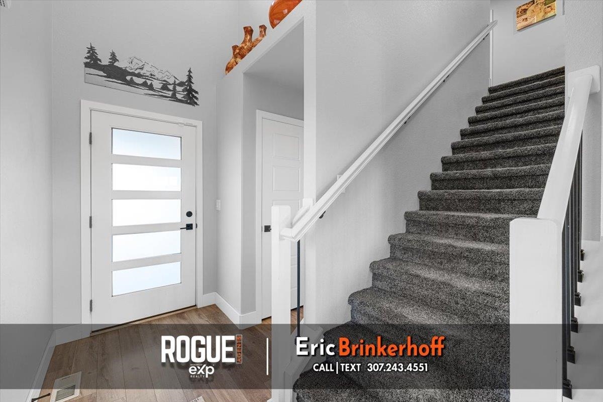 6724 Rogue River Road Casper, WY 82604 - Photo 8 of 50