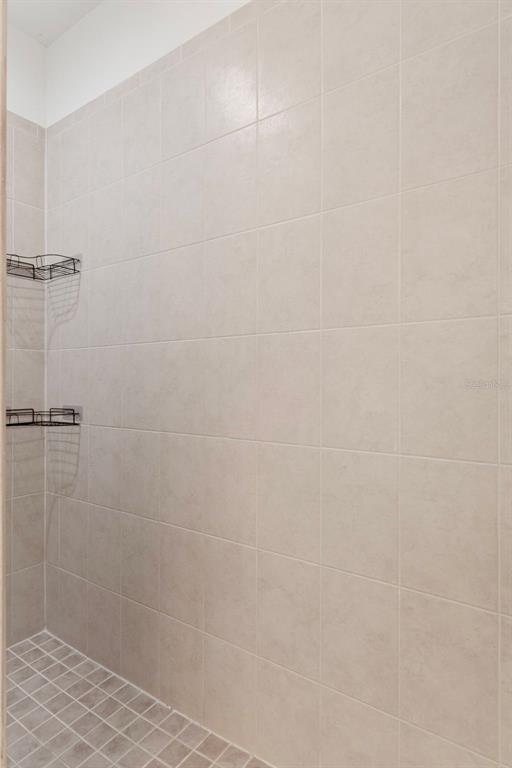 7 Bigleaf Court Homosassa, FL 34446 - Photo 35 of 71 a bathroom with a shower
