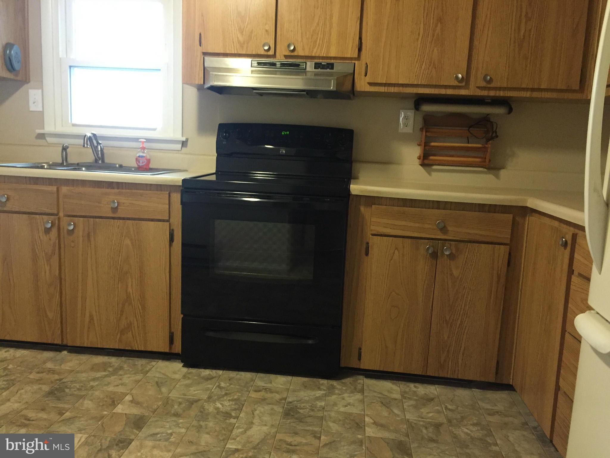7713 Buckhill Road Kingsville, MD 21087 - Photo 13 of 26 Kitchen