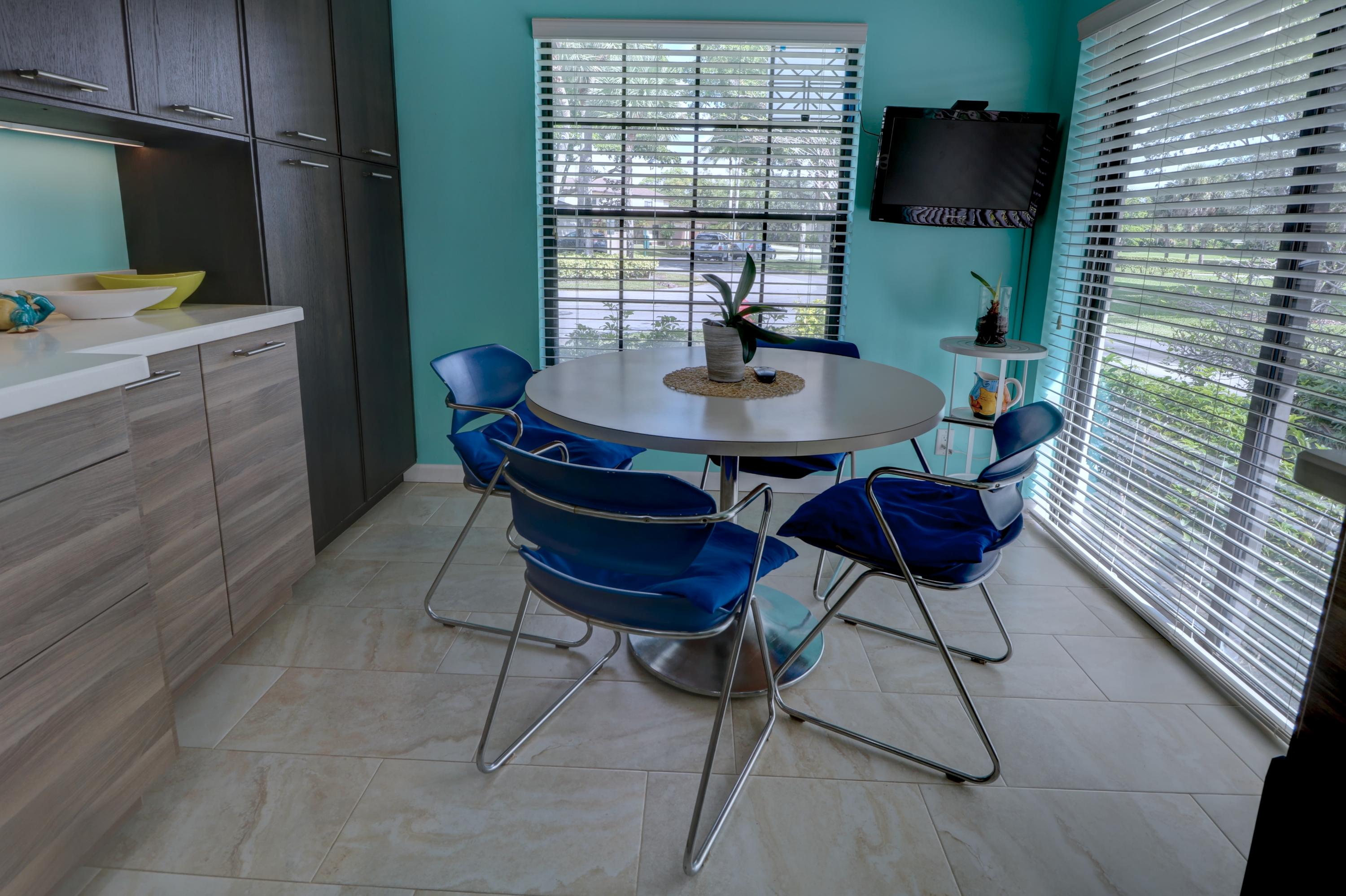 20945 Boca Ridge Drive South Boca Raton, FL 33428 - Photo 8 of 56 Breakfast Area