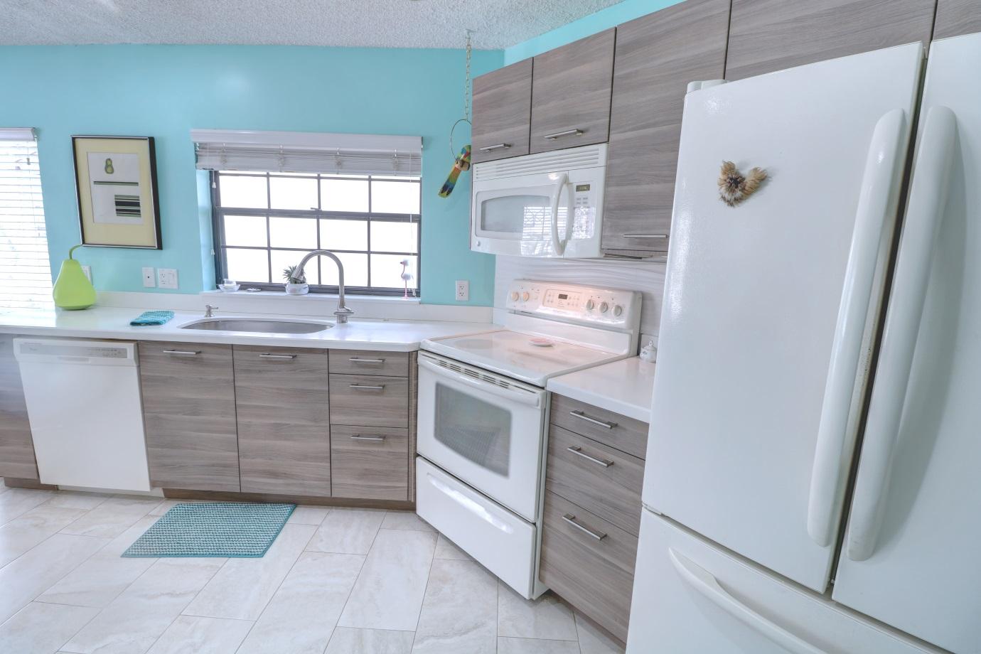 20945 Boca Ridge Drive South Boca Raton, FL 33428 - Photo 10 of 56 Kitchen
