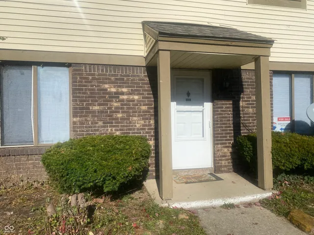 $149,900 | 6033 Wingedfoot Court, Indianapolis, IN 46254