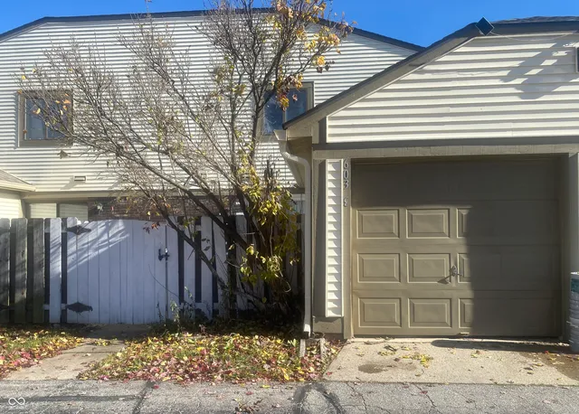 $149,900 | 6033 Wingedfoot Court, Indianapolis, IN 46254