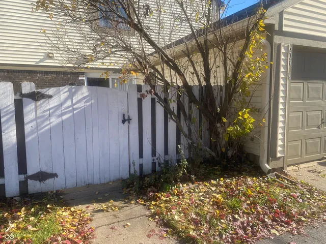 $149,900 | 6033 Wingedfoot Court, Indianapolis, IN 46254