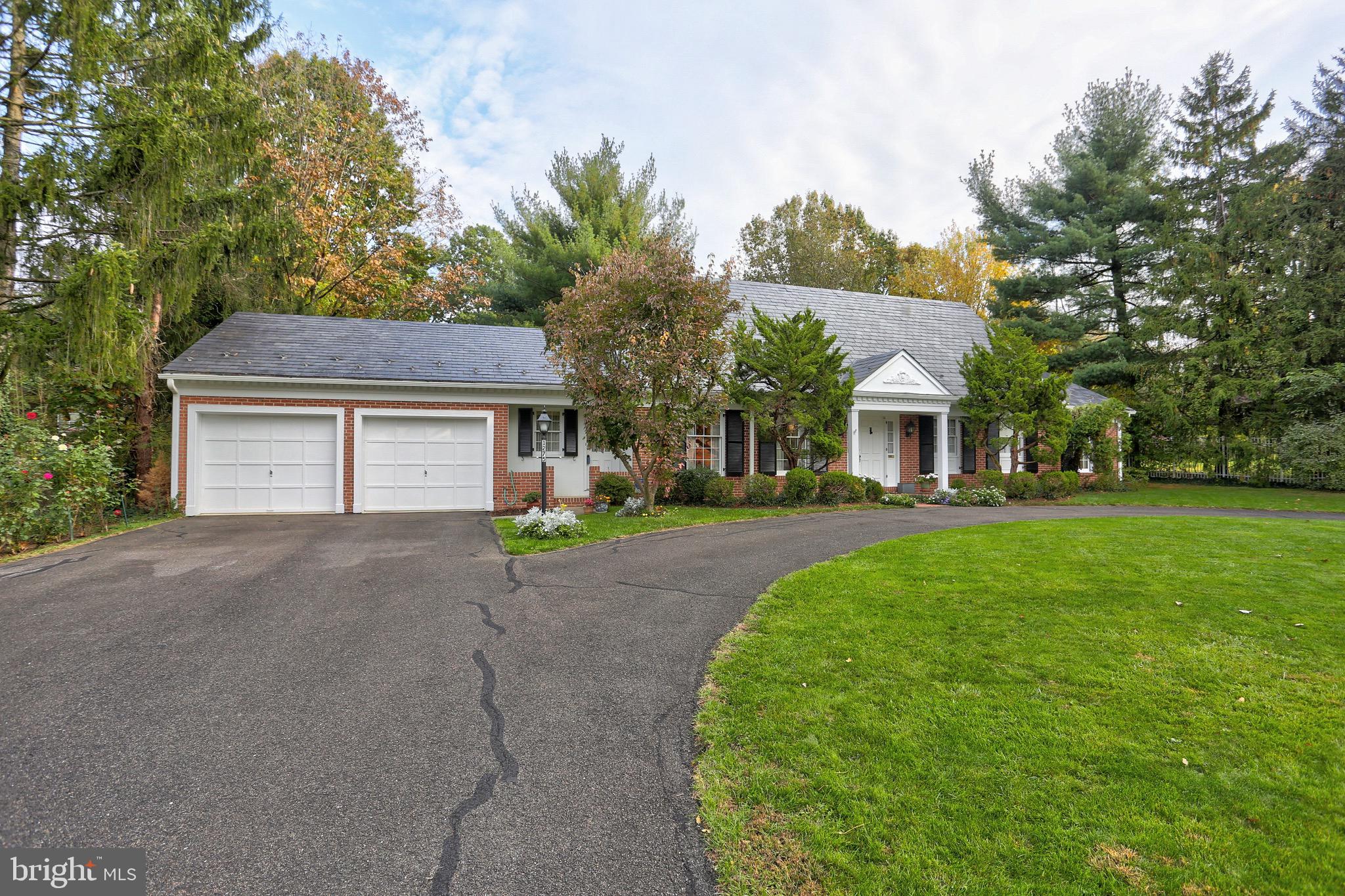 1275 Meadowbrook Road Lancaster, PA 17603 - Photo 2 of 54 Gallery Image 2