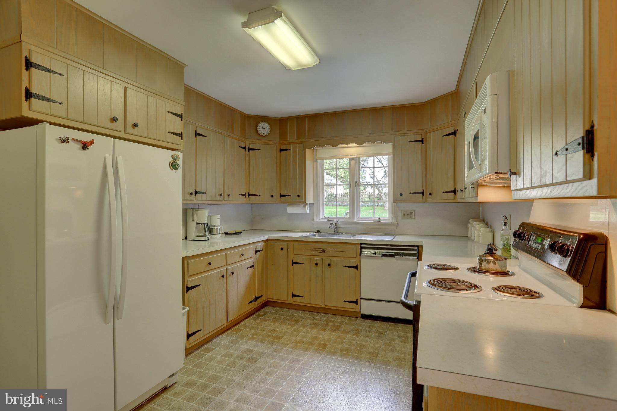 1275 Meadowbrook Road Lancaster, PA 17603 - Photo 25 of 54 Gallery Image 25