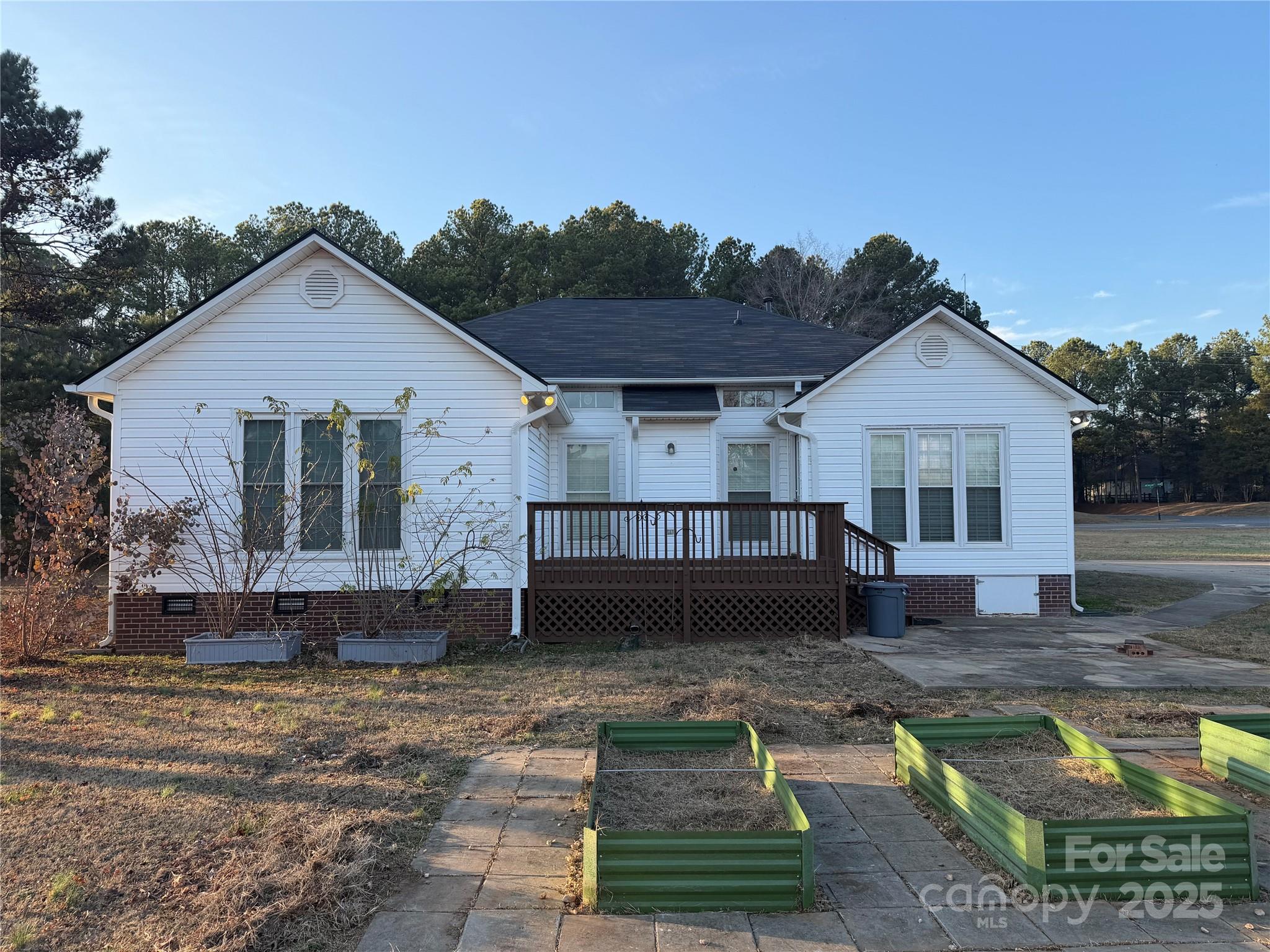 435 West Mt Gallant Road York, SC 29745 - Photo 4 of 46 Gallery Image 4