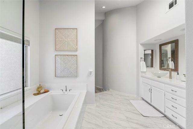 $1,749,000 | 30 Wakonda, Rancho Santa Margarita, CA 92679