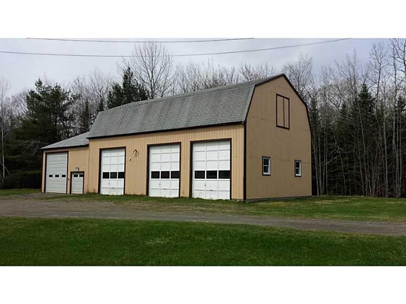 320 Town Farm Road Sidney, ME 04330 - Photo 17 of 23 Garage.