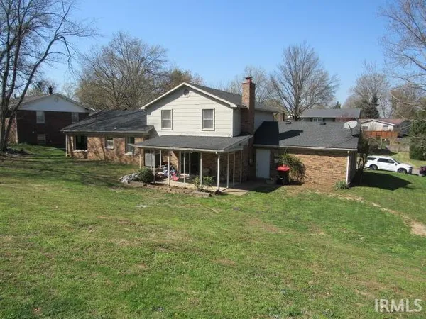 $279,900 | 1624 Terrace Drive, Mount Vernon, IN 47620