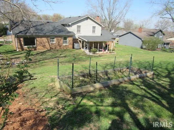 $279,900 | 1624 Terrace Drive, Mount Vernon, IN 47620