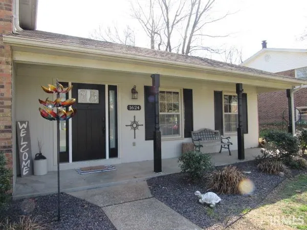 $279,900 | 1624 Terrace Drive, Mount Vernon, IN 47620