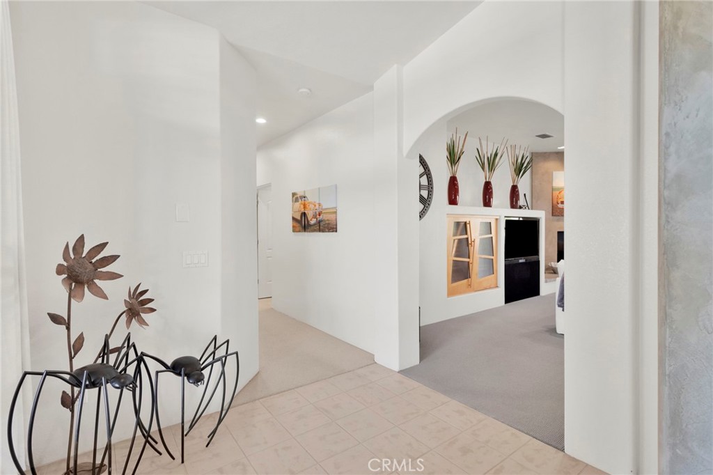 7031 Joshua Road Oak Hills, CA 92344 - Photo 11 of 77