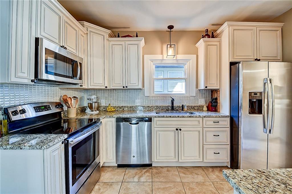 3865 Ruckle Street Indianapolis, IN 46205 - Photo 14 of 29 Gallery Image 14