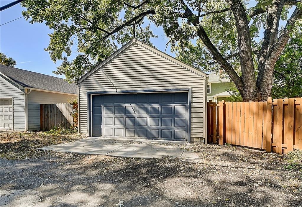 3865 Ruckle Street Indianapolis, IN 46205 - Photo 26 of 29 Gallery Image 26
