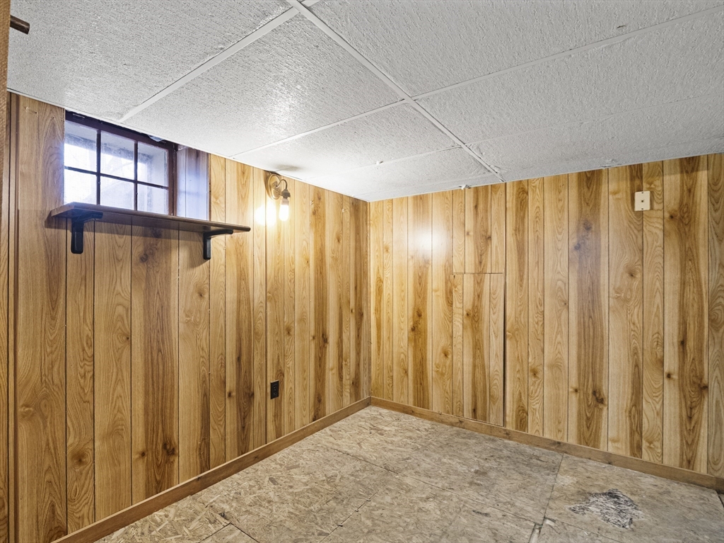 447 Stevens Street North Andover, MA 01845 - Photo 21 of 32