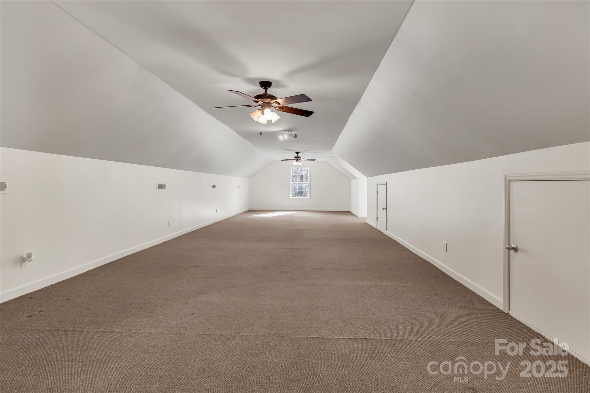 530 Ole Simpson Place Catawba, SC 29704 - Photo 28 of 36 a view of a big room with carpet