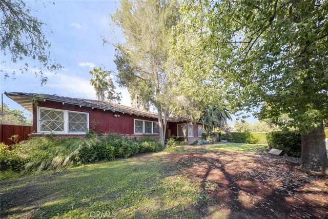 $1,600,000 | 7719 Yolanda Avenue, Reseda, CA 91335