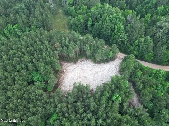 $365,000 | 4 Old Hamburg Roxie Road Northwest, Roxie, MS 39661