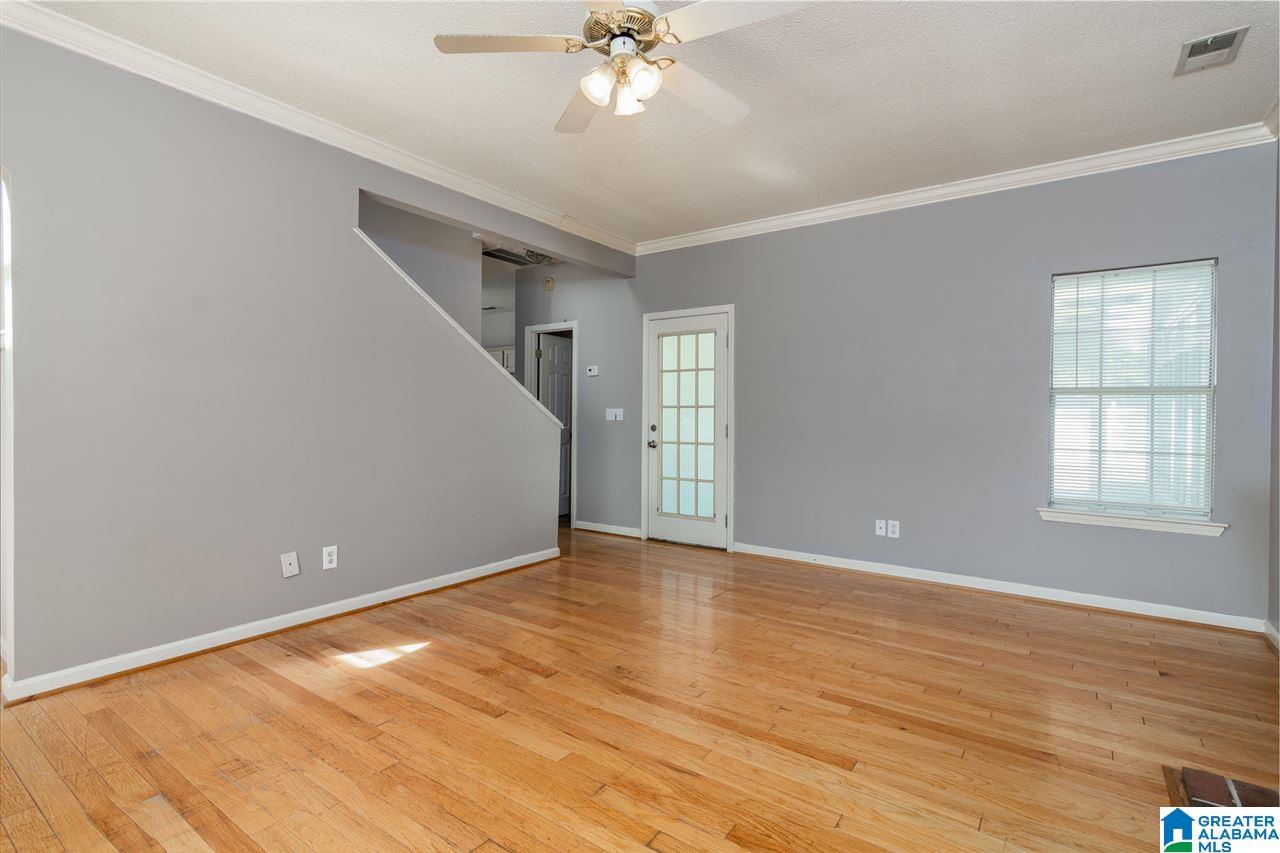101 Meadowview Circle Pelham, AL 35124 - Photo 5 of 17