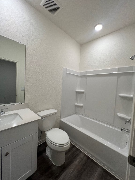 124 Rother Place Taylor, TX 76574 - Photo 14 of 24 a bathroom with a toilet a sink and bathtub
