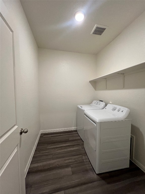 124 Rother Place Taylor, TX 76574 - Photo 18 of 24 a utility room with dryer and washer