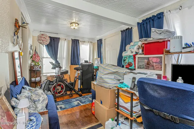 $1,225,000 | 38 Alexander Street, Greenwich, CT 06830