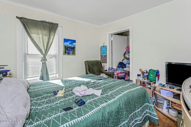 $1,225,000 | 38 Alexander Street, Greenwich, CT 06830